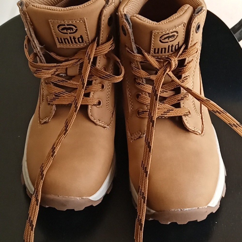 Unltd size 3 boys